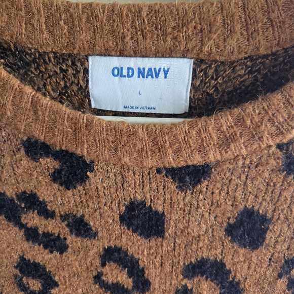 Old Navy Women's Leopard Print Sweater - Brown and Black - Picture 4 of 4